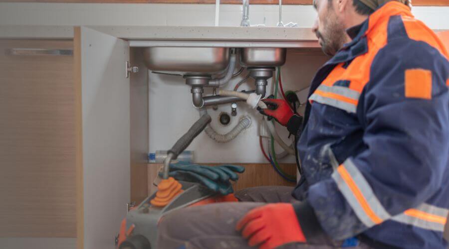 Professional slab leak plumber services in Apple Valley, CA